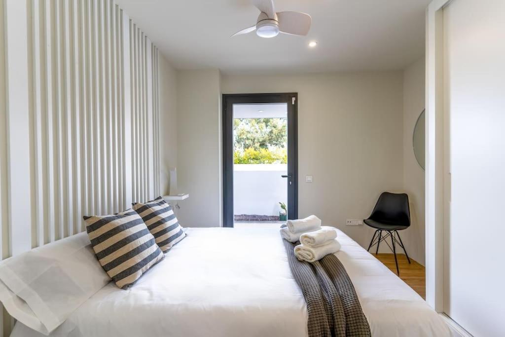 Genoveses Suites, 3 Hab, Garaje, Piscina, Solarium Y Wifi San José Exterior foto