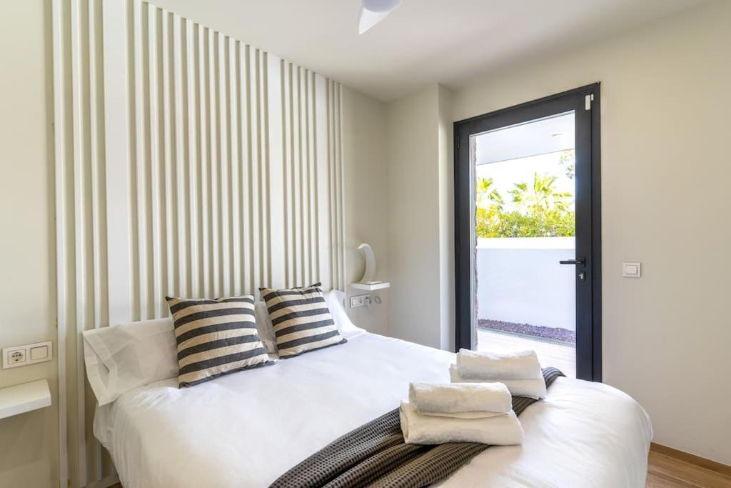 Genoveses Suites, 3 Hab, Garaje, Piscina, Solarium Y Wifi San José Exterior foto